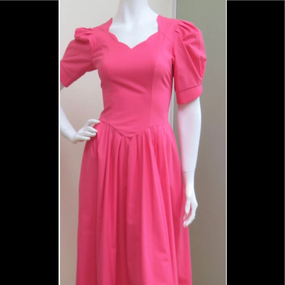 Vintage Laura Ashley Pink Scalloped Neckline Puff Sleeves Cotton Dress